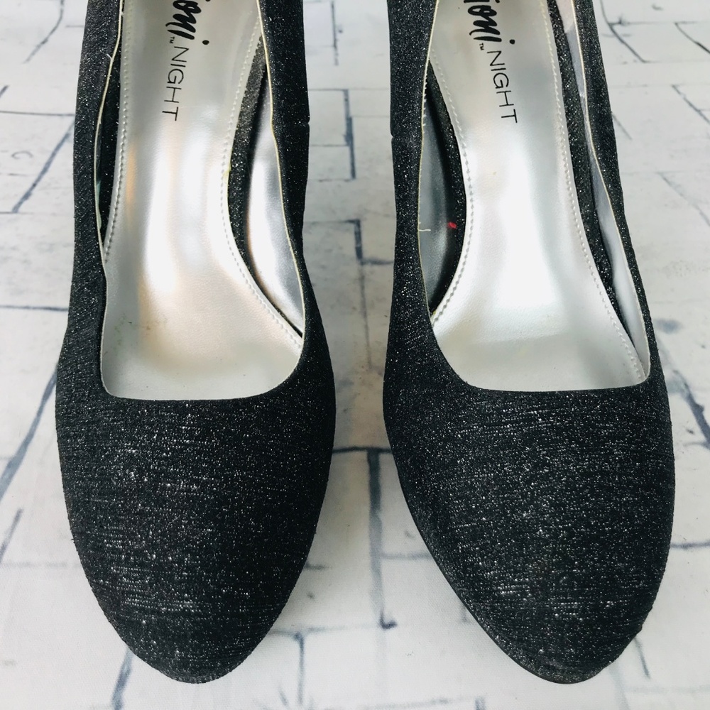 ❤️3/$20 FIONI NIGHTS Black Sparkle Glitter Heels 8 - Picture 4 of 7